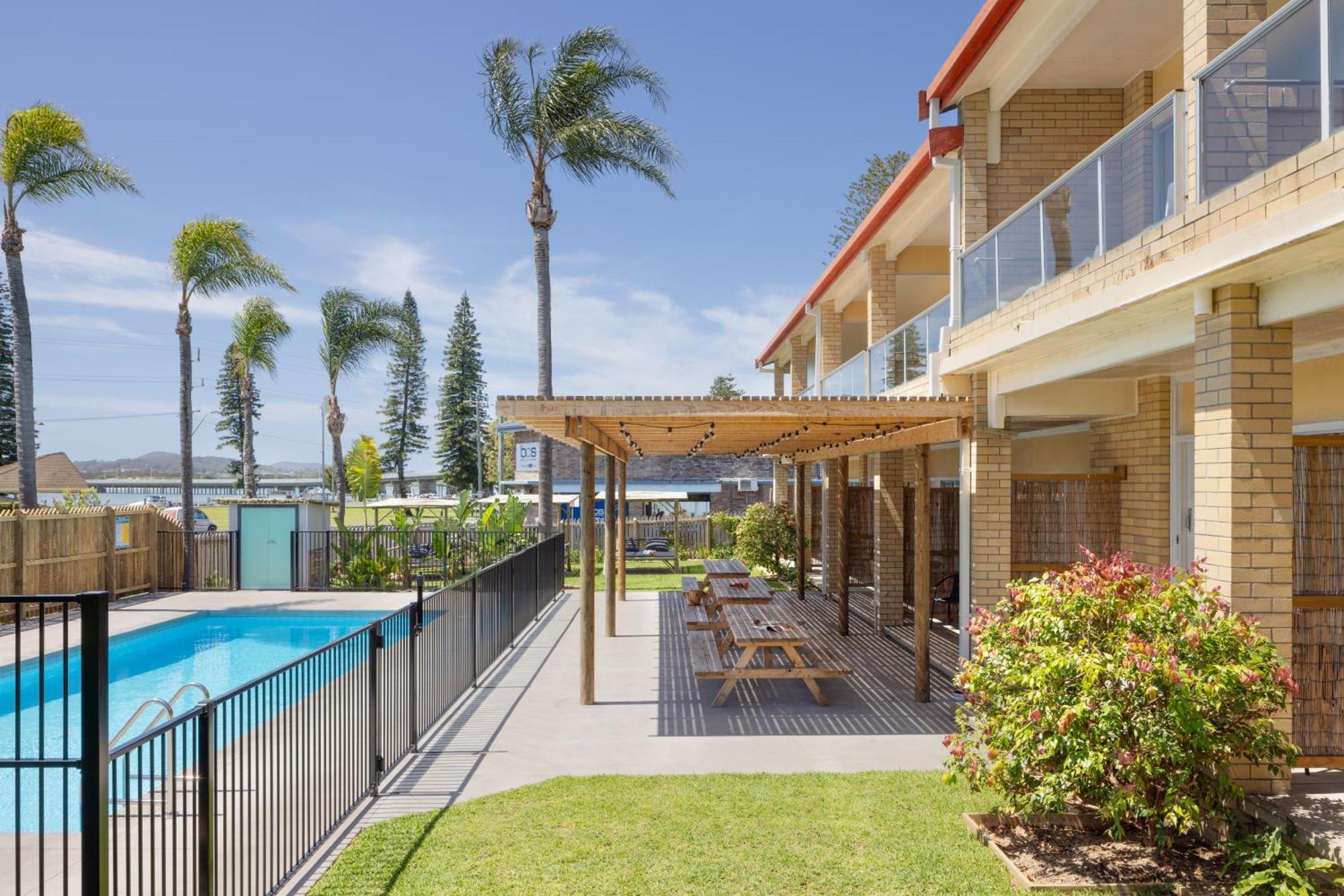 South Pacific Palms Motor Inn Танкарри Экстерьер фото