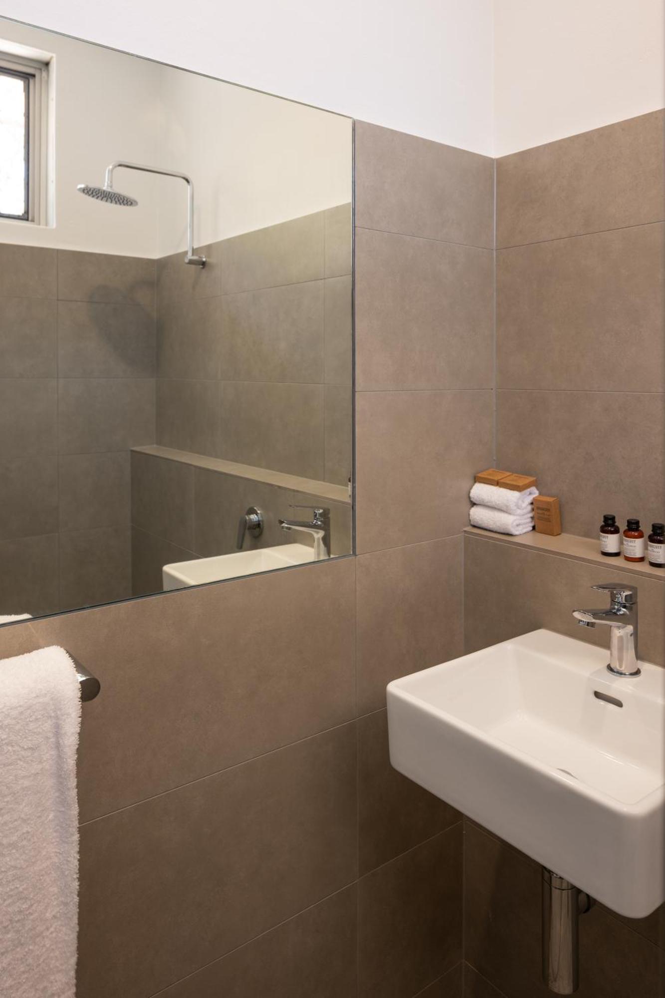 South Pacific Palms Motor Inn Танкарри Экстерьер фото